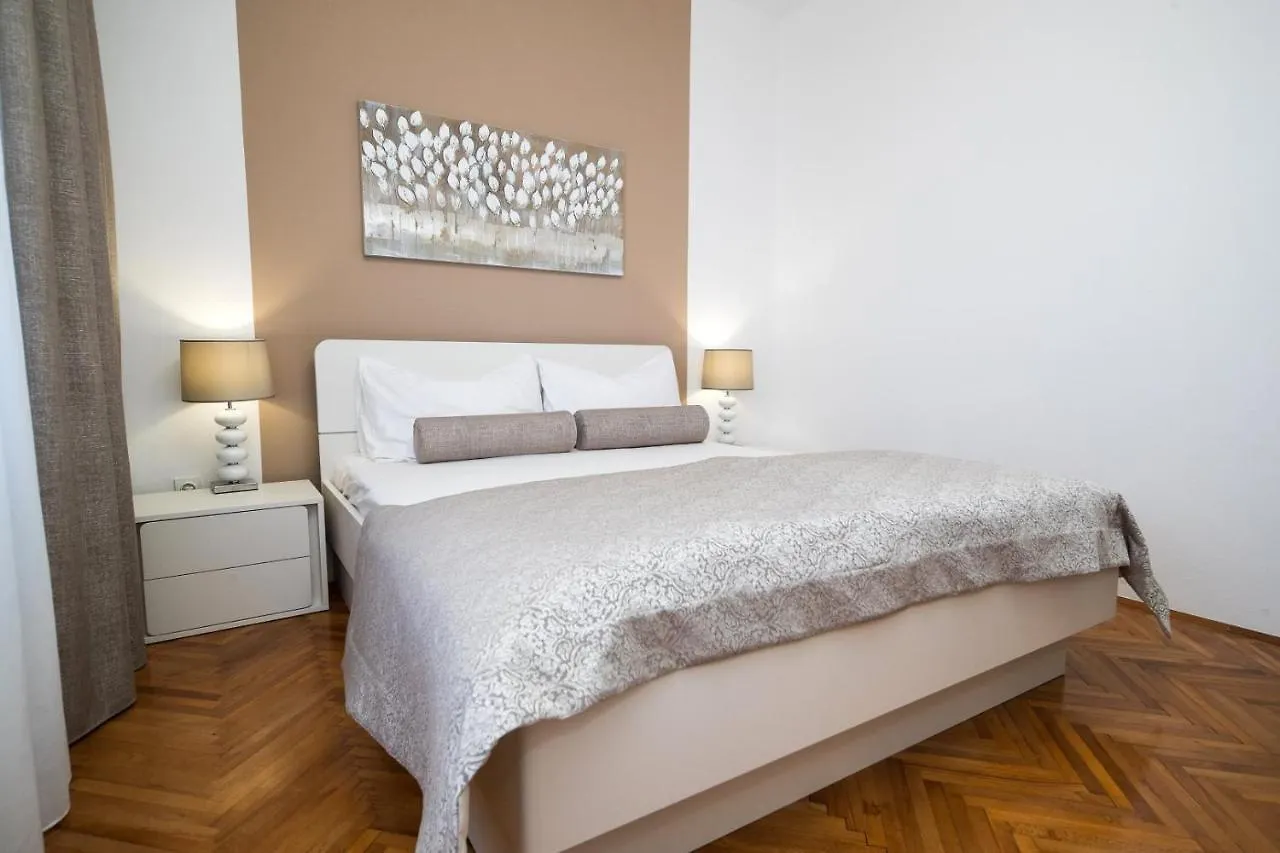 Valentino 1 Apartment Dramalj