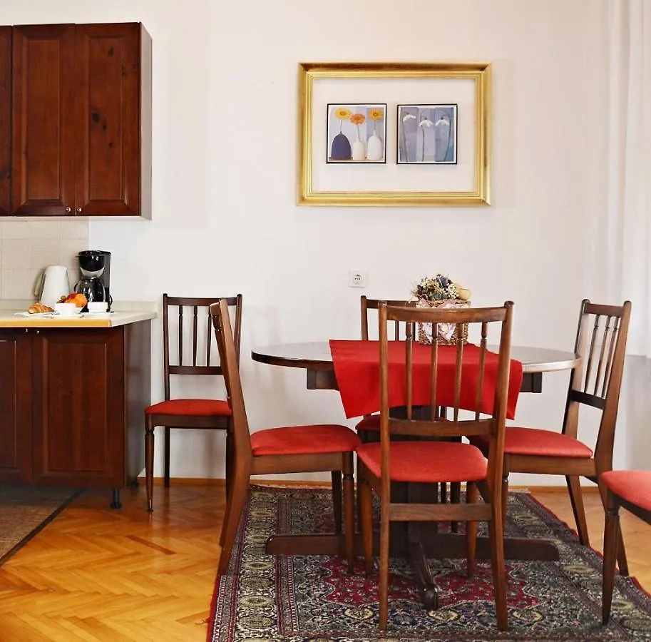 Valentino 1 Apartment Dramalj