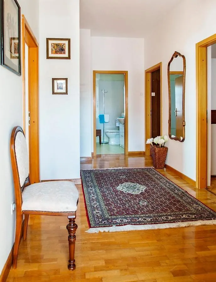 Valentino 1 Apartment Dramalj 0*,  Croatia